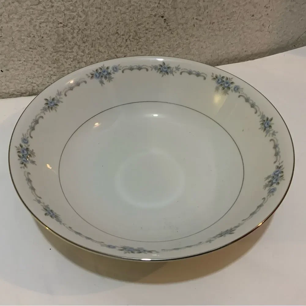 Style House  anniversary vegetable bowl 9.5 ” Fine china G26